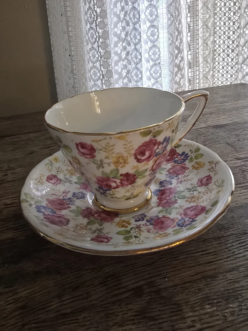 Vintage June Roses Floral Bone China Porcelain Teacup & Saucer Set - Pink Floral